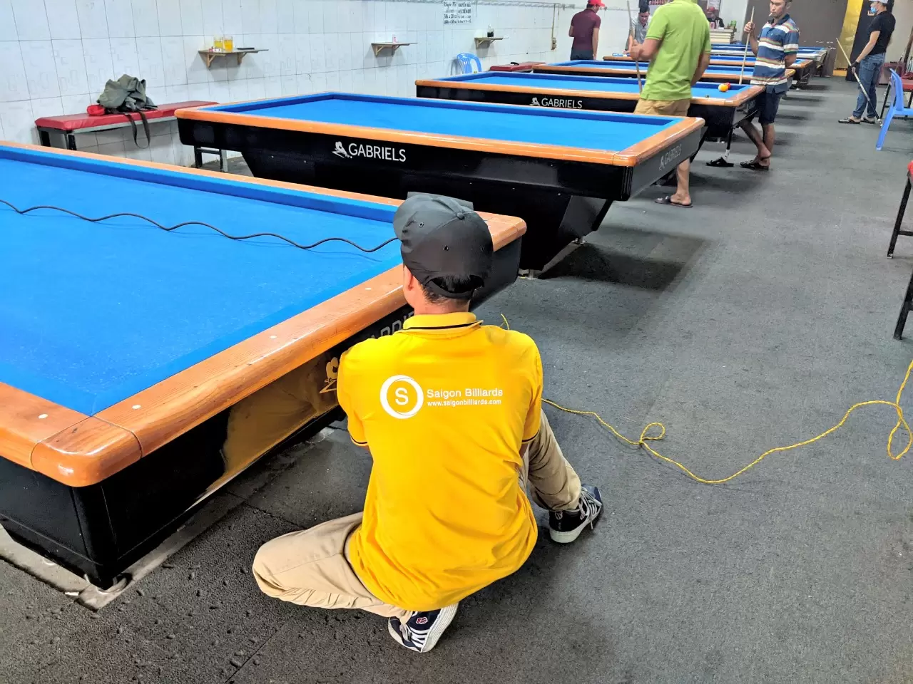 tháo băng bàn bida