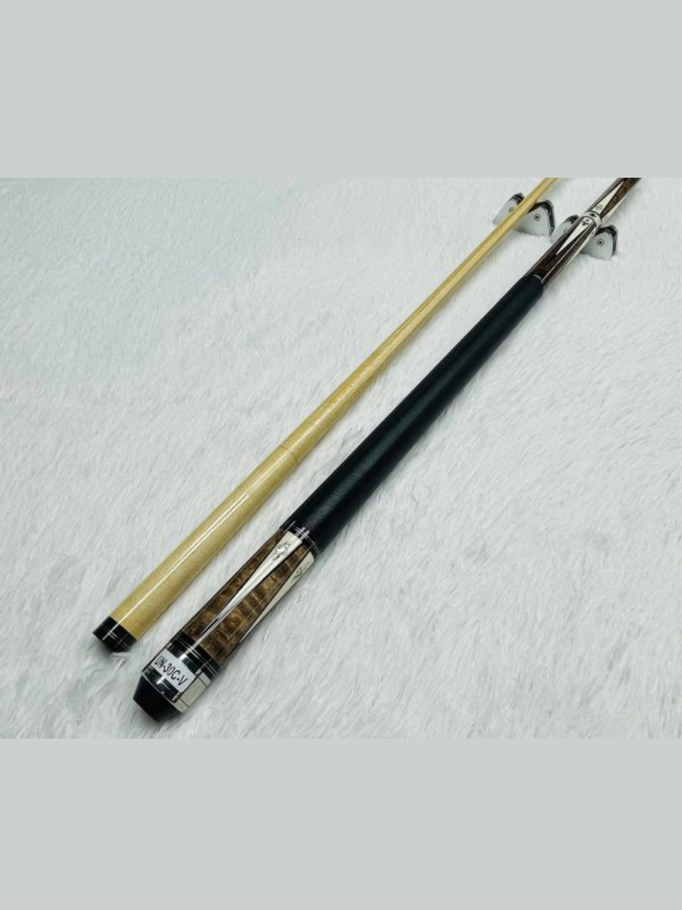 Cơ bida lỗ Universal 30C-V