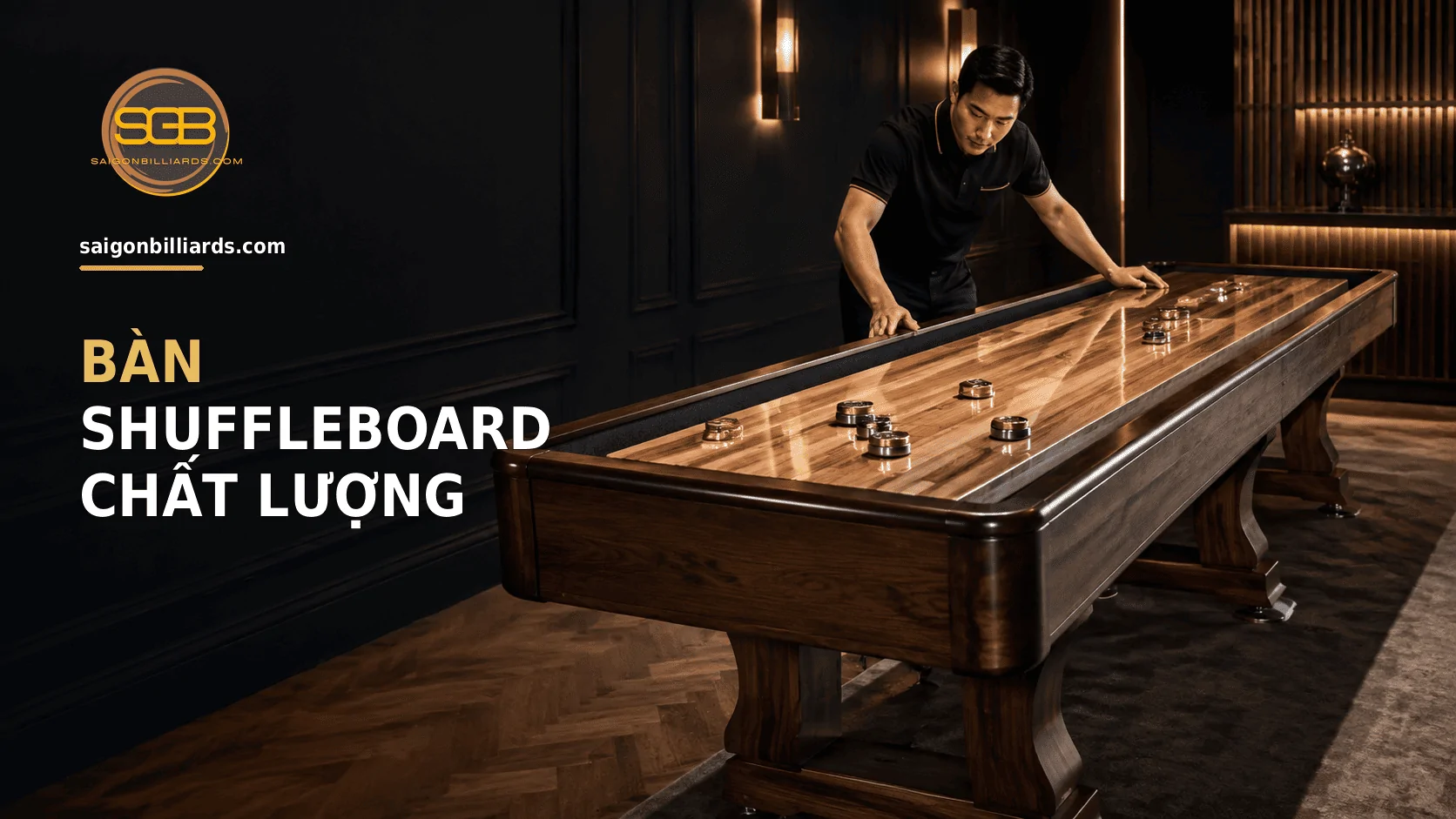 kỹ thuật vi&ecirc;n kiểm tra bề mặt gỗ v&agrave; kết cấu b&agrave;n shuffleboard