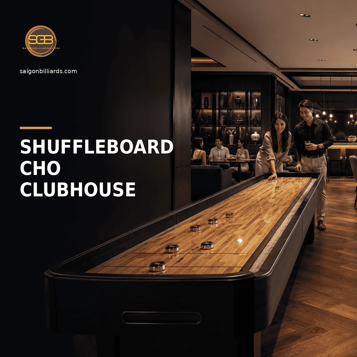 cư d&acirc;n trải nghiệm b&agrave;n shuffleboard trong clubhouse cao cấp