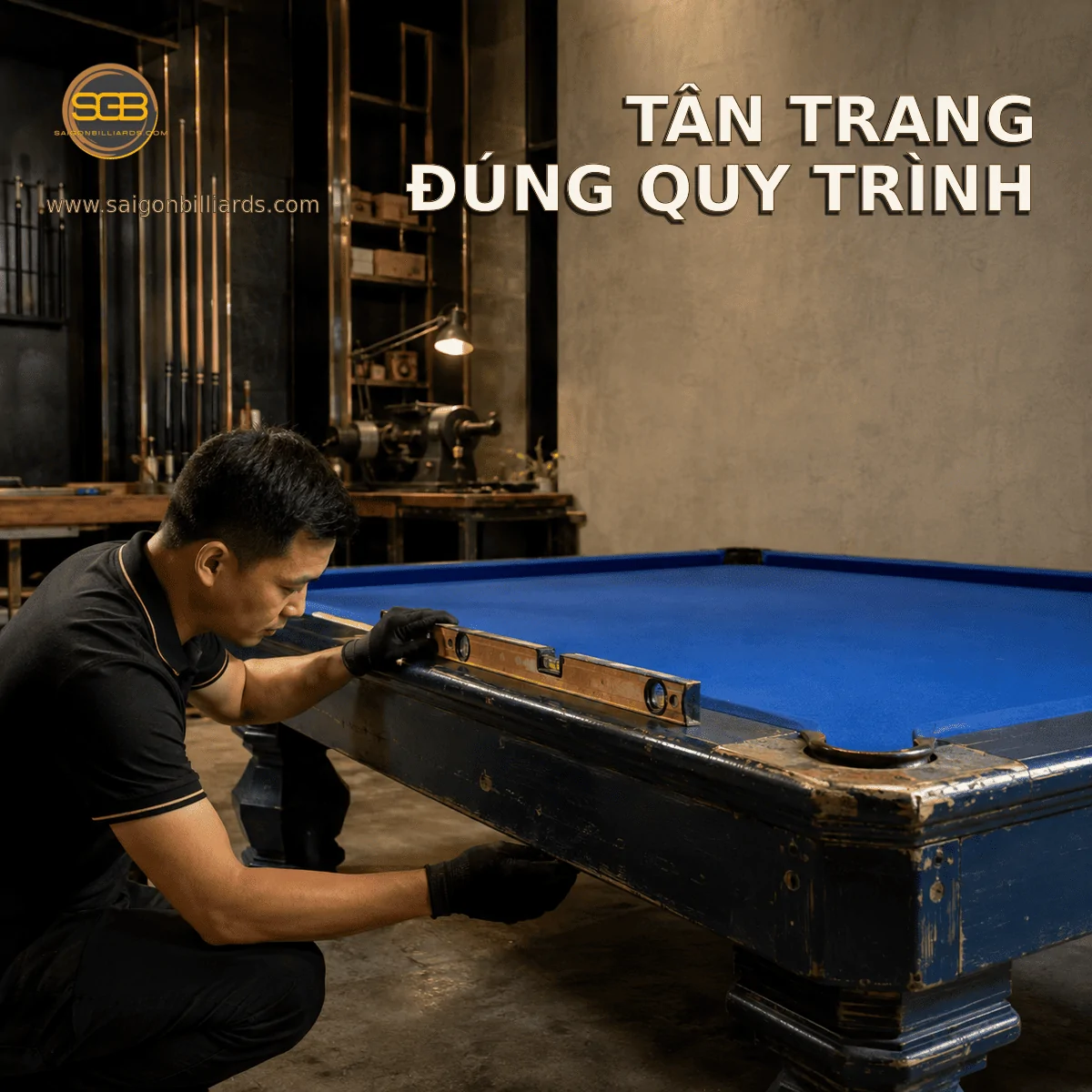 quy tr&igrave;nh t&acirc;n trang một chiếc b&agrave;n bida cũ