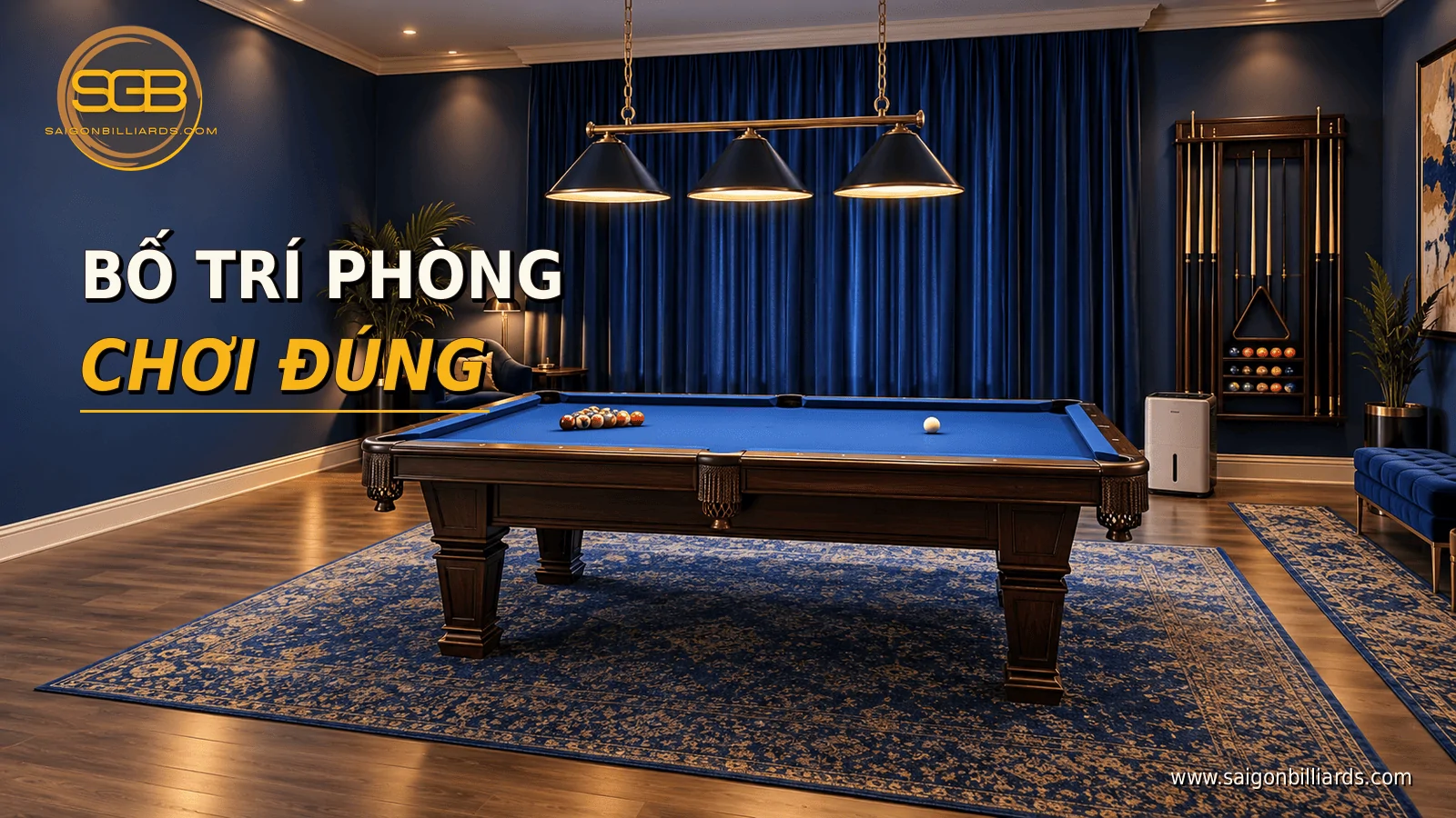 ph&ograve;ng bida gia đ&igrave;nh bố tr&iacute; đ&egrave;n, khoảng trống v&agrave; phụ kiện hợp l&yacute;