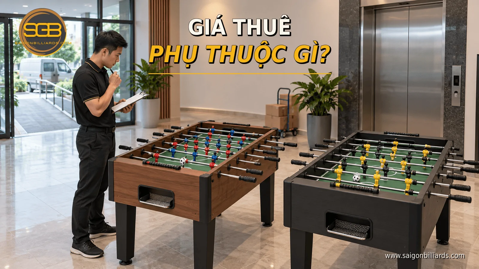 nh&acirc;n vi&ecirc;n khảo s&aacute;t lối vận chuyển v&agrave; thời gian giao b&agrave;n bi lắc