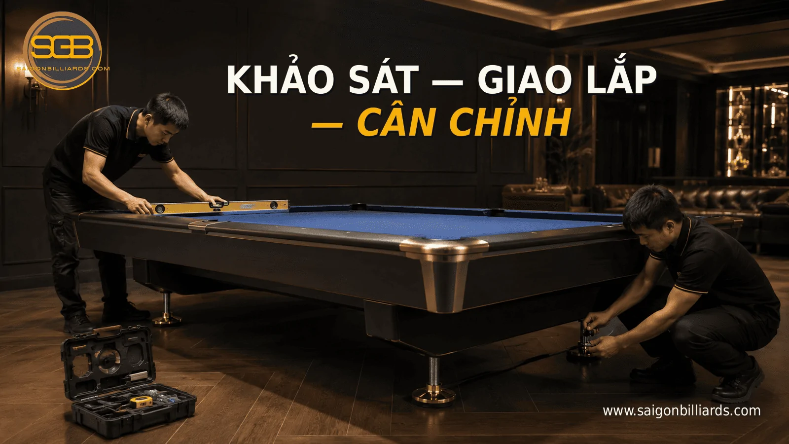 kỹ thuật vi&ecirc;n giao lắp v&agrave; c&acirc;n chỉnh b&agrave;n bida tại địa điểm thu&ecirc;