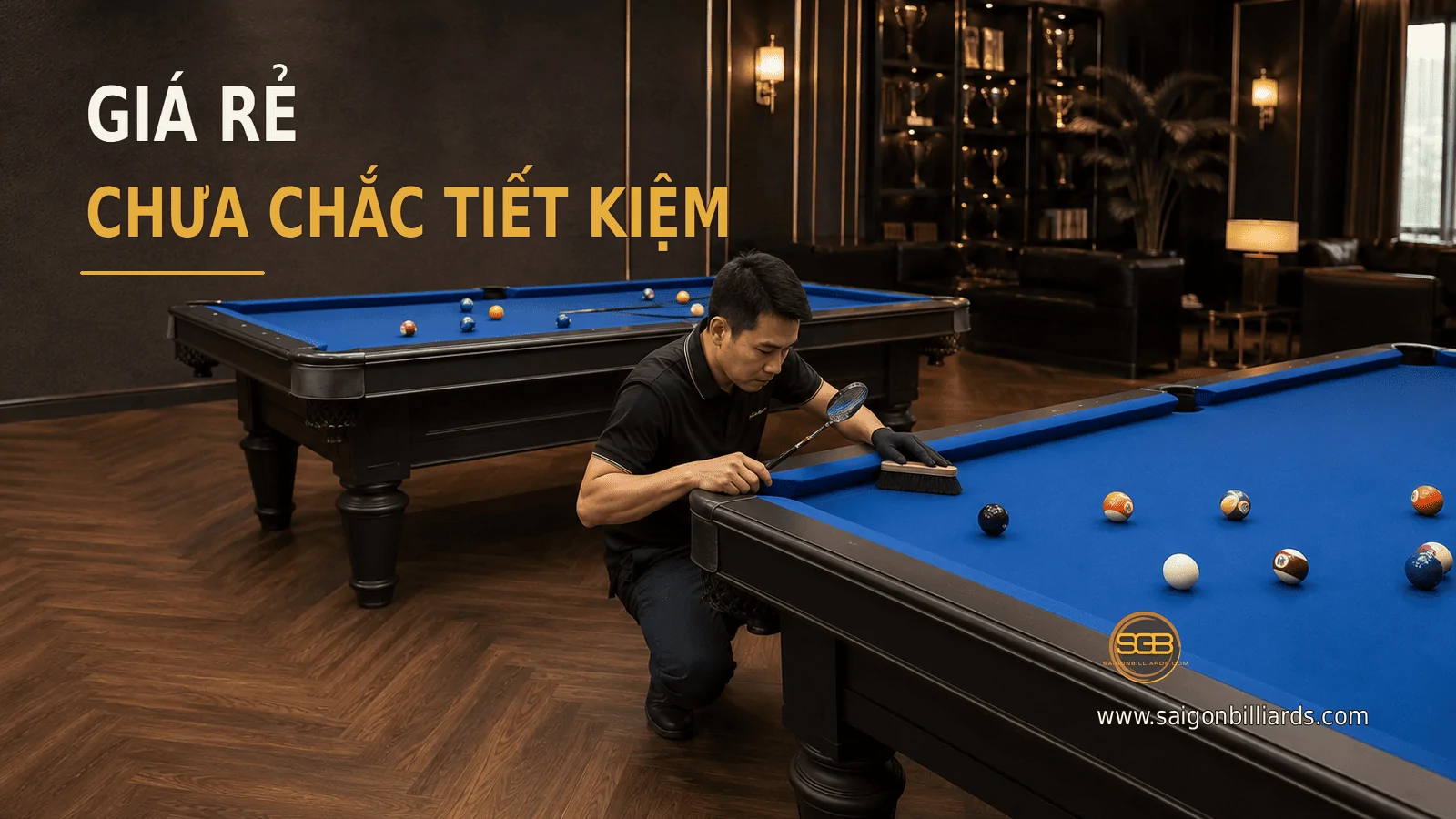 hai b&agrave;n pool c&ugrave;ng model cho thấy kh&aacute;c biệt độ bền của vải theo chất lượng v&agrave; thi c&ocirc;ng