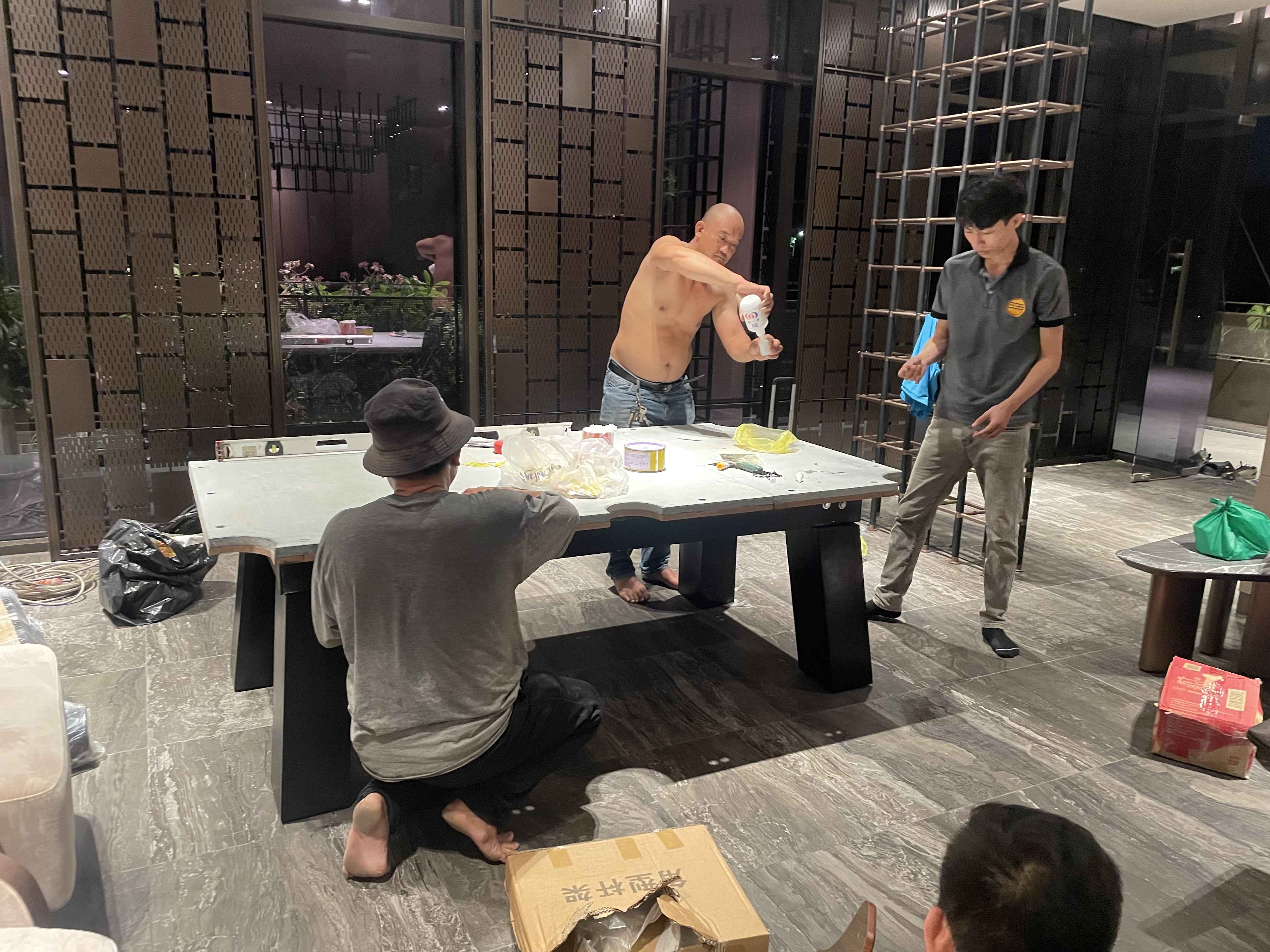 lắp đặt b&agrave;n bida